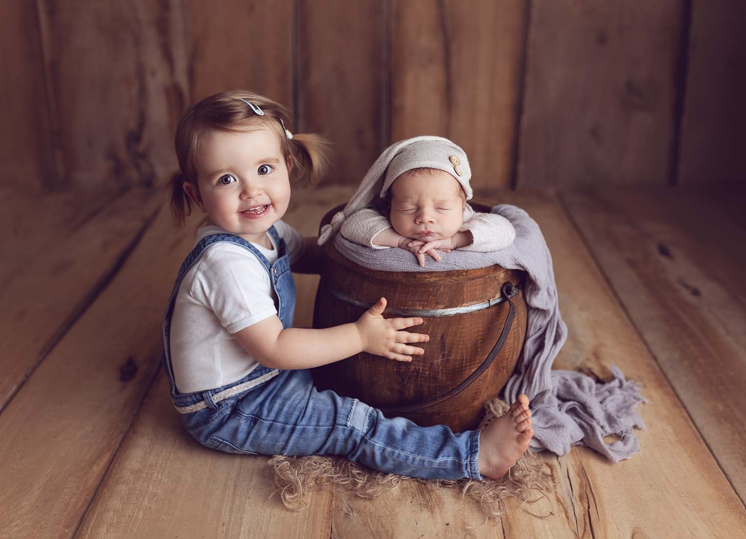 Babybilder, Babyfotografie, Babyshooting, Fotograf Bruehl, Erftstadt, Euskirchen, Koeln, Duesseldorf, Dueren, Aachen, Bonn, Huerth, Mönchengladbach, Fotograf, Familienshooting, Fotograf für Babybilder, Fotograf für Neugeborenenbilder, Fotograf in der Naehe, Fotostudio, Mom to be, Neugeborene, Neugeborenenbilder, Neugeborenenfotografie, Neugeborenenfotos, Neugeborenenshooting, Newborn, Newborn shooting, Newbornshooting, Familienbilder, Familienshooting, Familienfotoshooting, Babyfotografin Duesseldorf, Generationenshooting, Wertgutschein, Geschenk zu Weihnachten, Geschenkidee, Hebamme Koeln, Babyfotos, Babybauchbilder, Babybauchfotos, Babybauchshooting, Babybauchfotografin, Schwangerschaftsbilder, Schwangerschaftsfotografie, Hochzeit, Wir heiraten, Hochzeitsfotograf, Hochzeitsbilder, Wedding, Pregnant, 1:1 Coaching, Weiterbildung, Neugeborenencoaching, Babybauchcoaching, Neugeborenen Coach, Coaching Duesseldorf, Photoshop, Neugeborenenposing, Workshop Newbornphotography